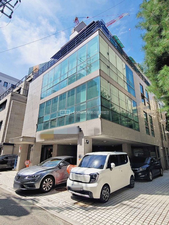 홍대입구역 초역세권 내부 구조좋은 사무실  매물의 4번째 사진
