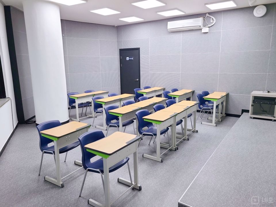 노량진동 복합상권에 위치한 학원 매물의 8번째 사진