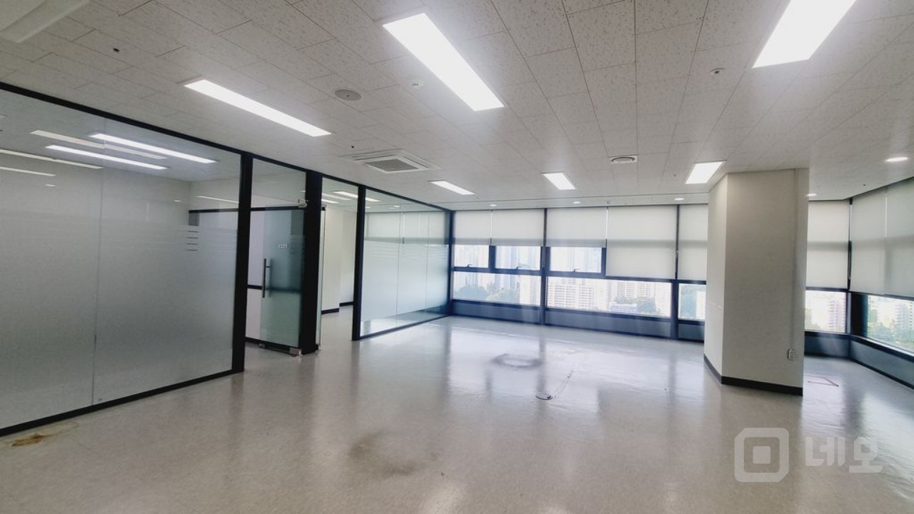 ◈가산역세권 ◈ 실36 ◈전망좋은 코너호실 ◈ 매물의 3번째 사진