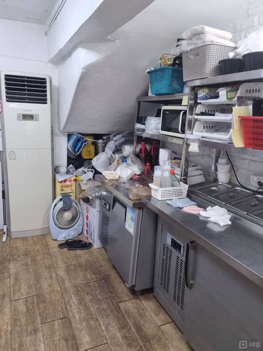 신월동 주거단지 위치, 주방 시설 완비, 단골고객 많은 분식집 매물의 3번째 사진