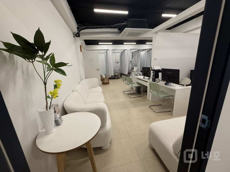 대로변 무권리 병원 100평대 상가입니다 빠르게 계약하세요 매물의 4번째 사진