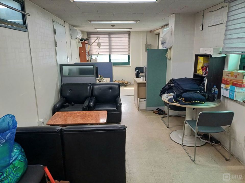 먹골역 5분거리 중소형 사무실,엘베 있음. 매물의 1번째 사진