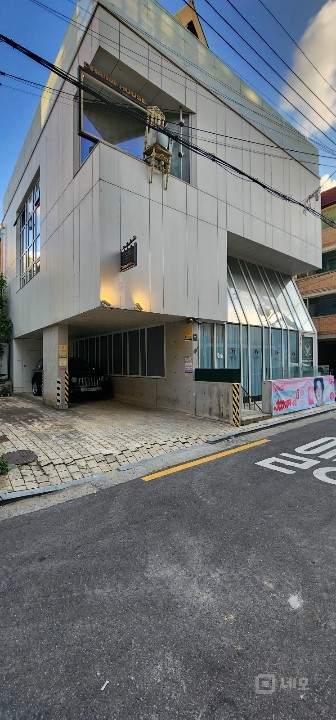 무권리~!! 서교동4M 초고천장 프라이빗 스튜디오 매물의 4번째 사진