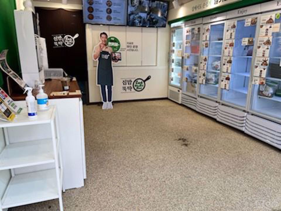 영천동 접근성이 편리한 1층 밀키트판매점 매물의 1번째 사진