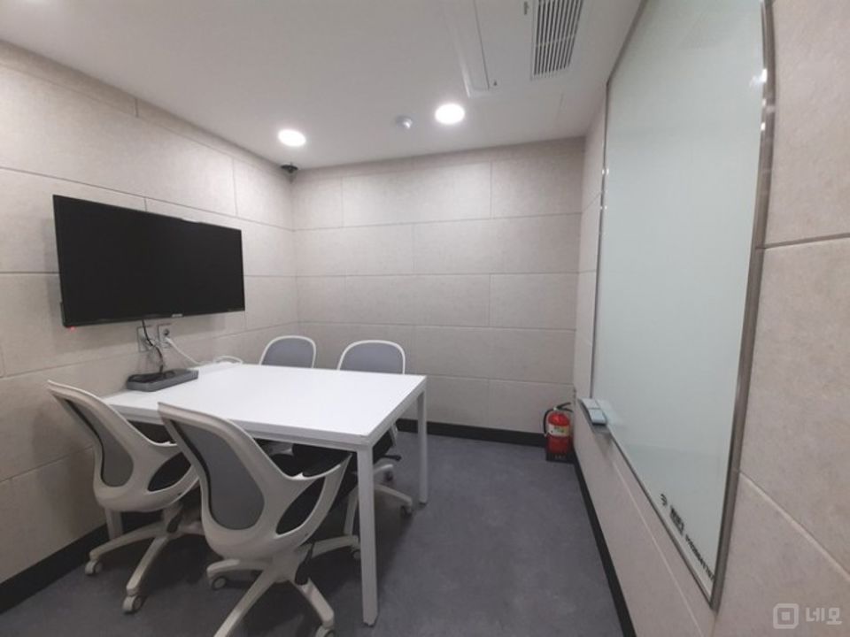 신정동 초역세권, 접근성 매우 훌륭한 스터디카페 매물의 7번째 사진