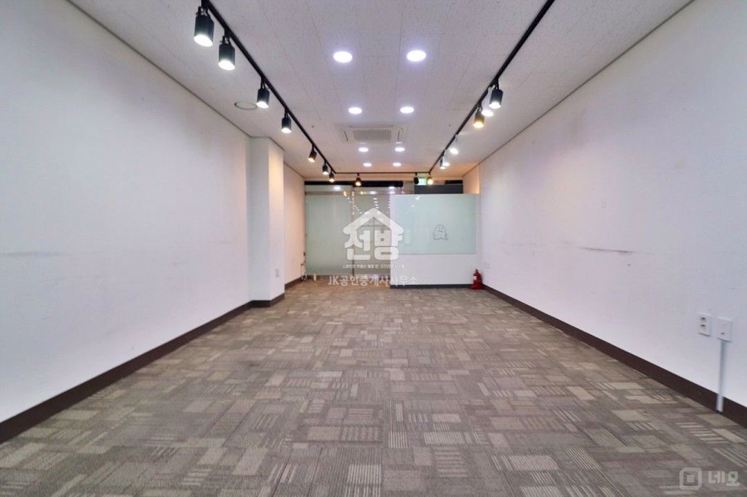 발산역 도보3분 실16평 사무실 매물의 6번째 사진