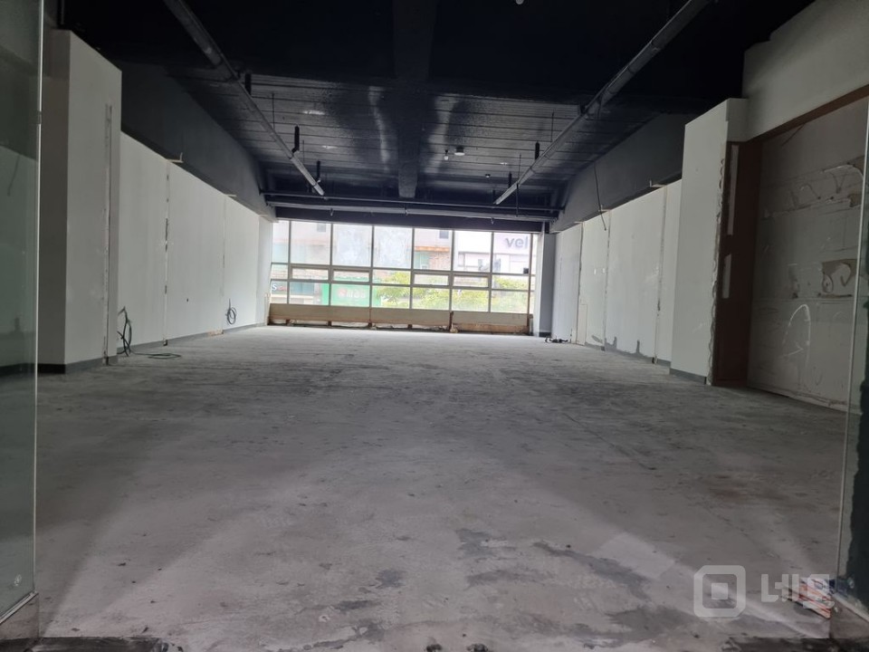 정발산역 3분 거리에 가시성 좋은 2층 전면 매물의 2번째 사진