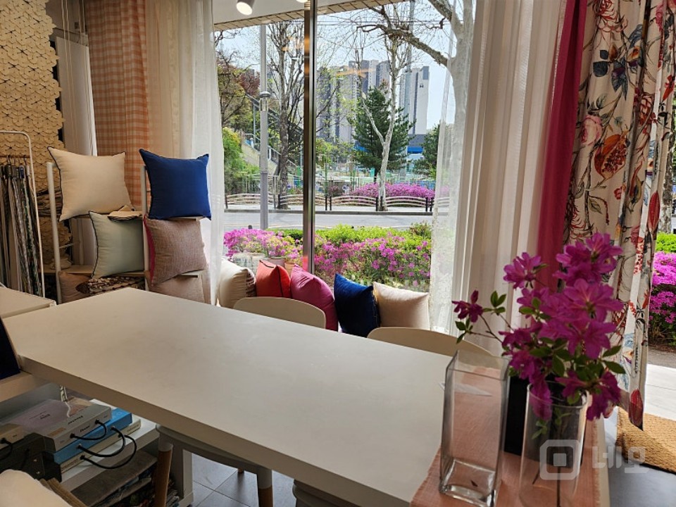 개포동 도로변 상가 / 보증금 2000 월130 / 즉시 입주 매물의 3번째 사진