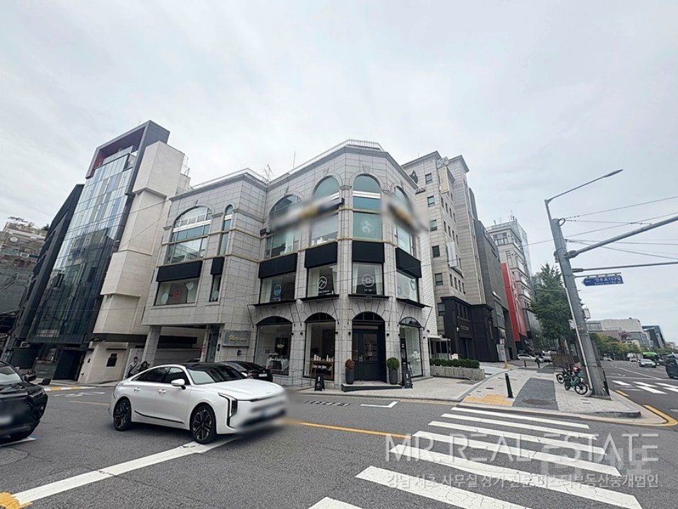 도산공원 대로면 코너 가성비甲 뷰맛집 매물의 15번째 사진