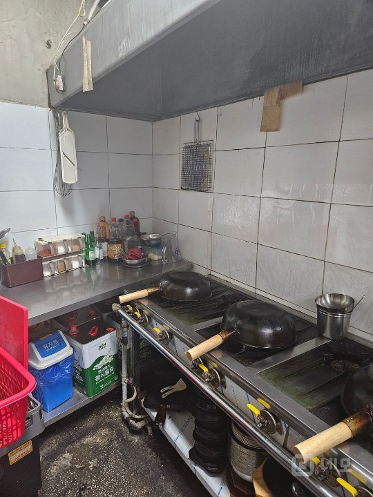 충무로역 도보1분 동국대 메인 술집거리 70석 술집 양도합니다. 매물의 7번째 사진