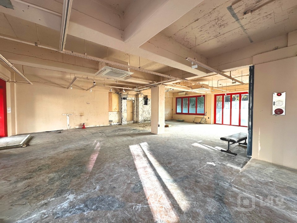 🧡청담동 도산대로 이면 무권리 1층 상가 단독출입구⭕🧡 매물의 5번째 사진