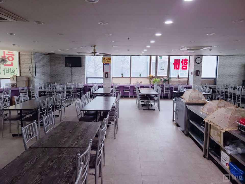 둔촌동 대로변 코너에 위치한 음식점 매물의 5번째 사진
