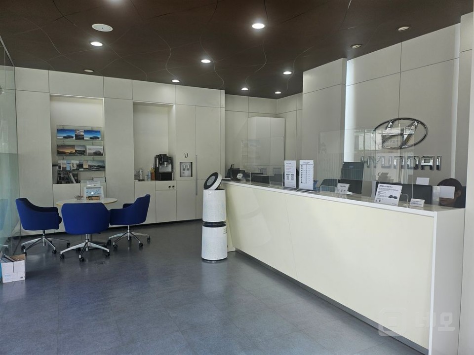 현대자동차의정부시승센타 이전으로 임대 합니다. 매물의 5번째 사진