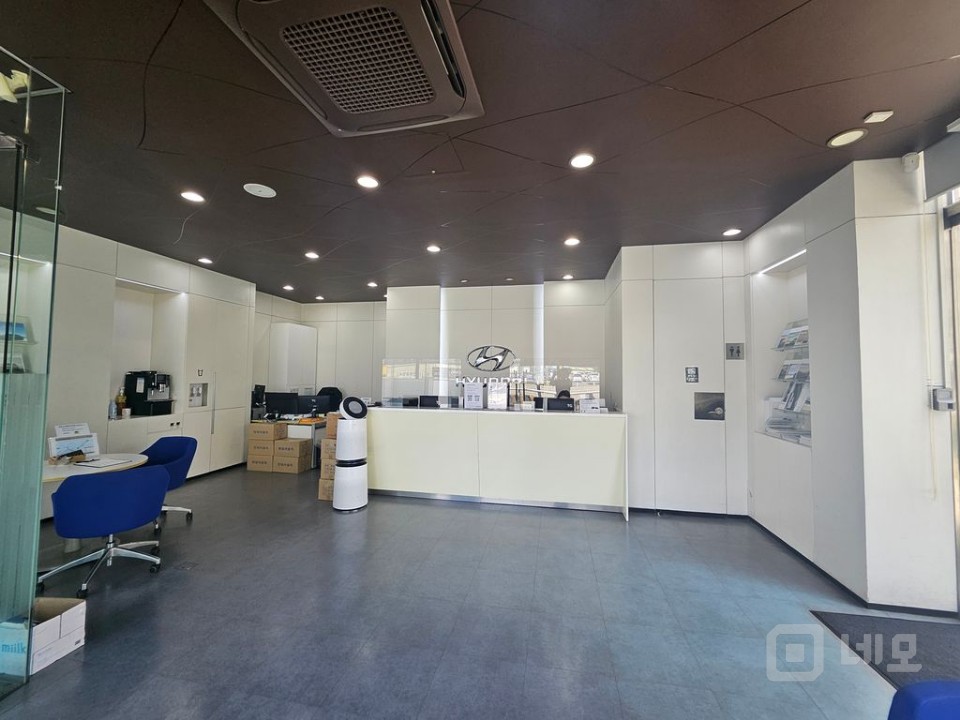 현대자동차의정부시승센타 이전으로 임대 합니다. 매물의 4번째 사진