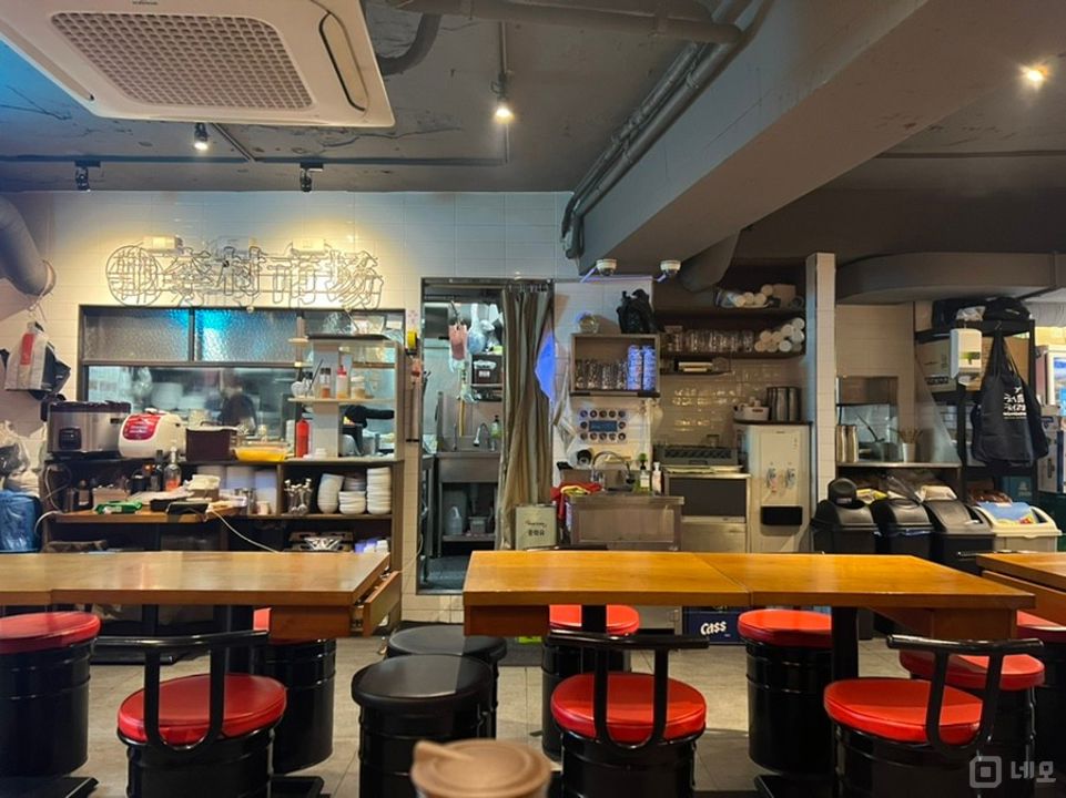 혜화동 대학가, 인테리어 및 시설 깔끔한 요리주점 매물의 4번째 사진