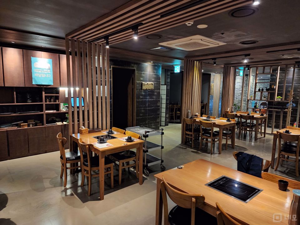 고급스러운 인테리어 완비된 여의도 음식점 매물의 6번째 사진