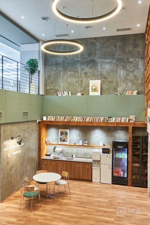 인테리어 2억 투자, 복층구조, 대형평수, 문래역 인근 매물의 7번째 사진