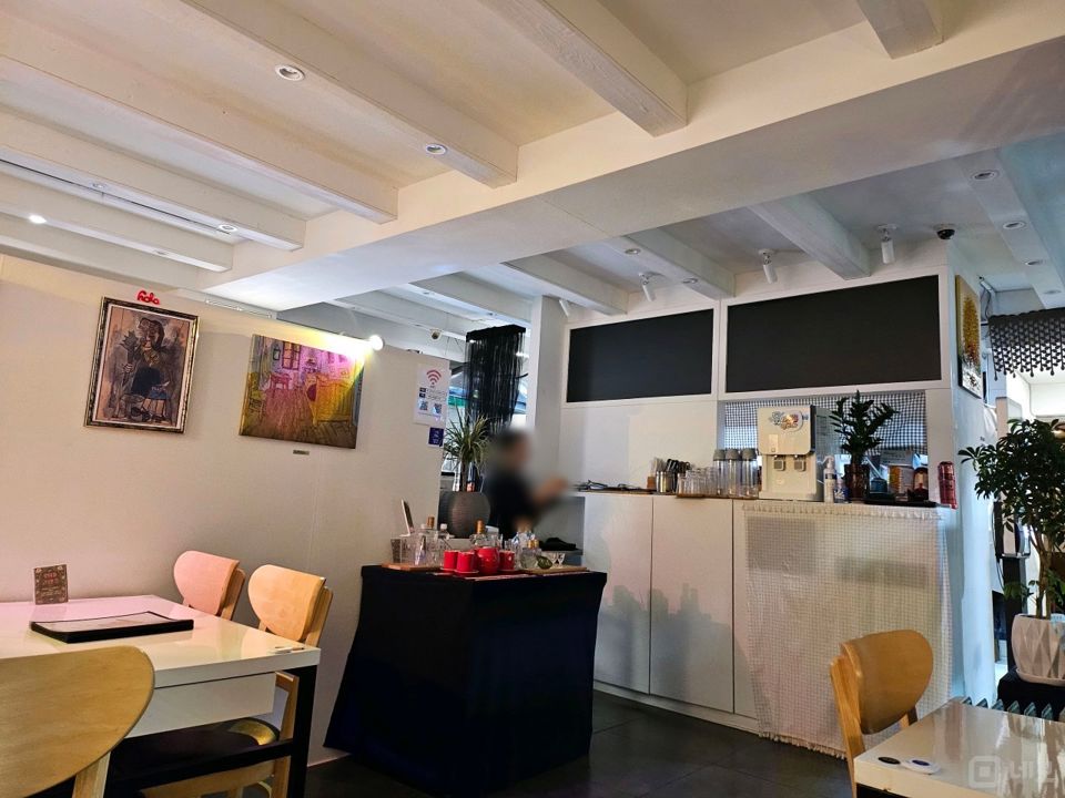 정릉동 깔끔한 시설 및 인테리어 맥주호프점 매물의 3번째 사진