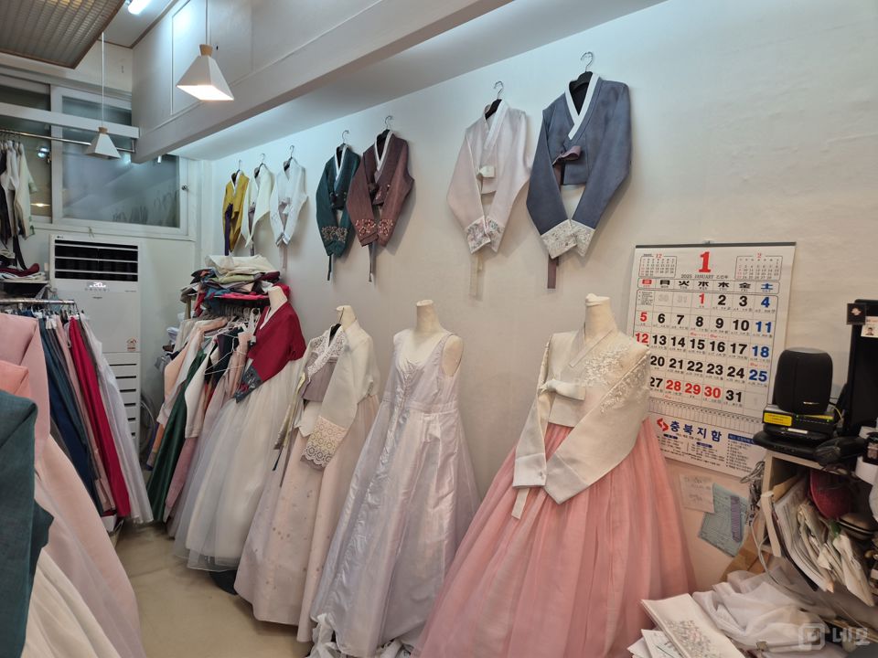 면목동 번화가에 위치한 상가 매물의 2번째 사진