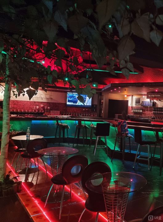 신림동 초역세권 대로변, 유동인구 많은 룸 노래바 매물의 3번째 사진