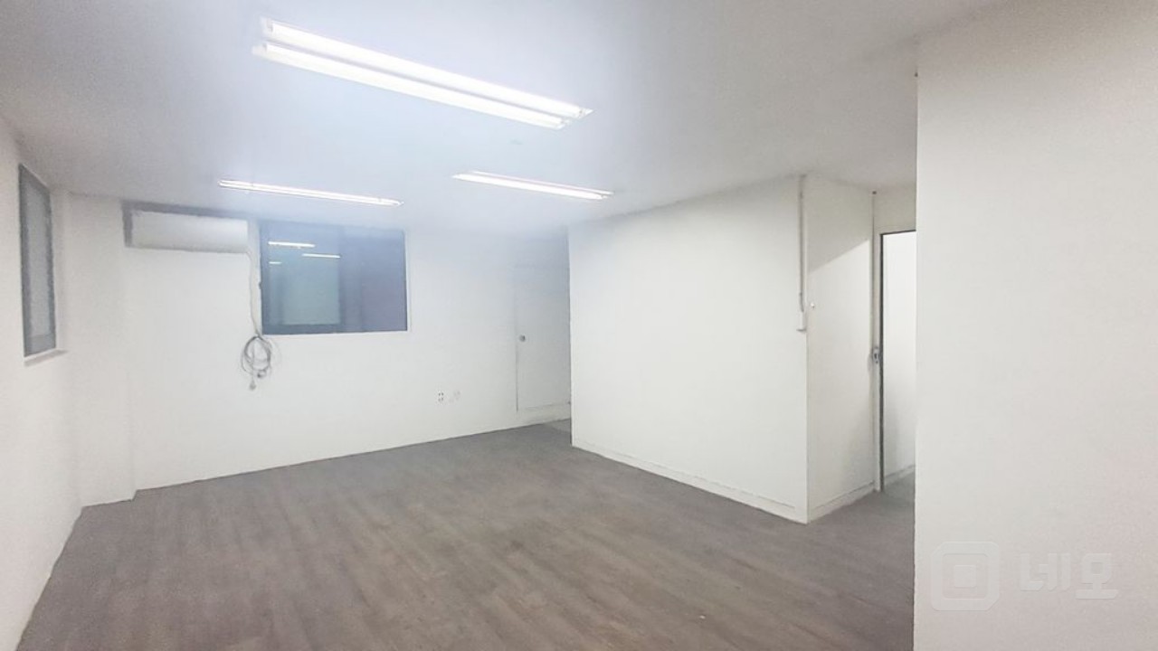 🏢 [노고산동 2층] 합리적인 소형 사무실💼 매물의 4번째 사진