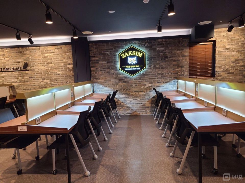 신도림동 주거지역, 인테리어 및 시설 깨끗한 스터디카페 매물의 1번째 사진