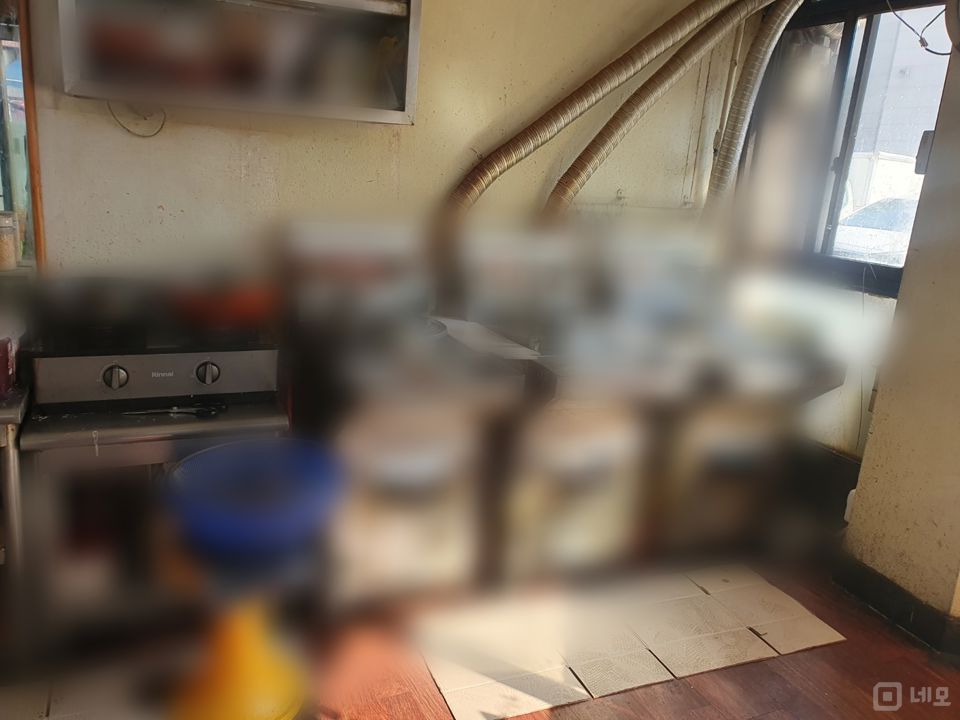 방화동 단골 많은 치킨, 생닭 전문점 임대 매물의 4번째 사진