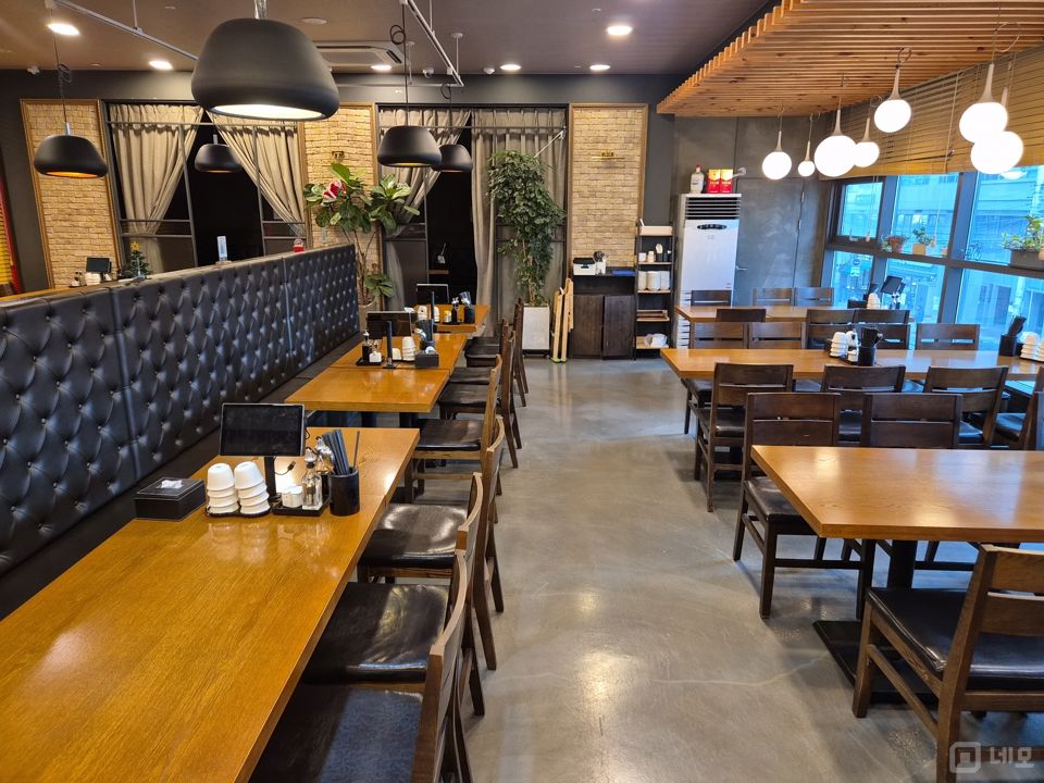순화동 단지내 상가에 위치한 중식당 매물의 3번째 사진