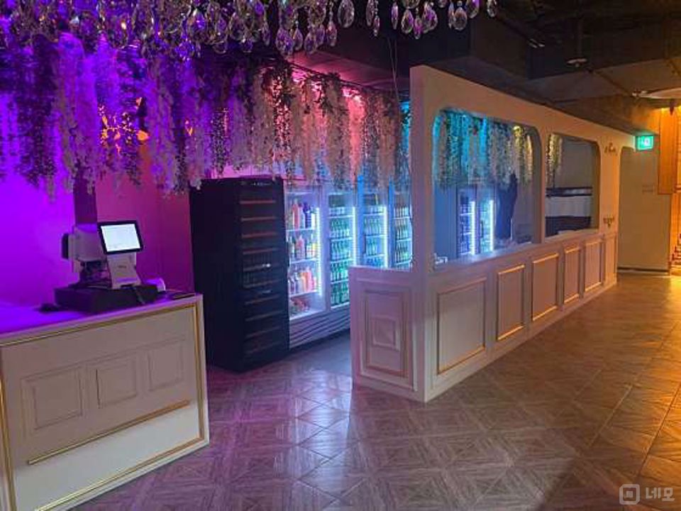 서초동 번화가에 위치한 요리주점 매물의 2번째 사진