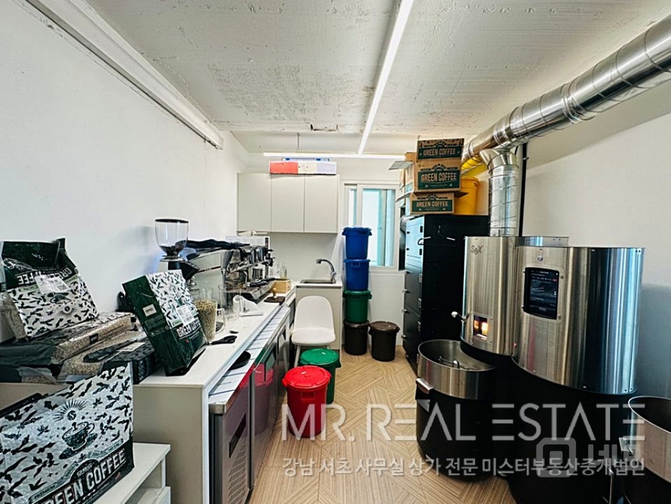 ★가성비甲 연층, 오픈형천장, 무료주차1대, 엘리베이터 유★ 매물의 8번째 사진