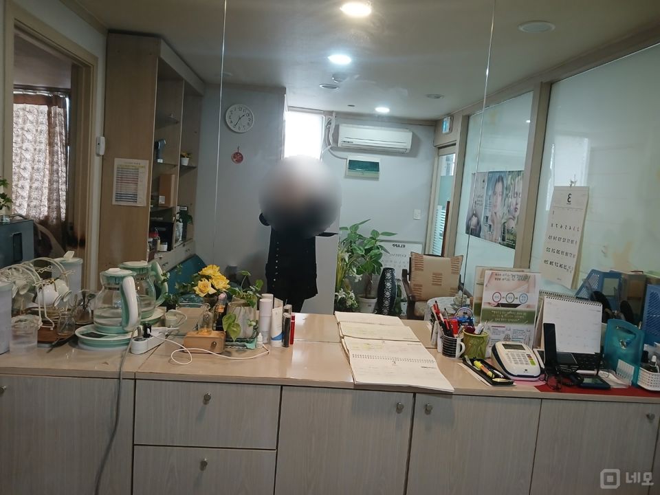 일원동 단지내 상가에 위치한 뷰티샵 매물의 3번째 사진