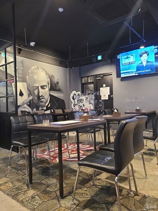 신정동 초역세권, 꾸준한 수요 있는 맥주호프점 매물의 1번째 사진