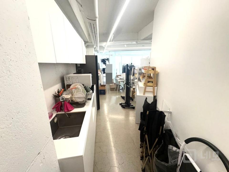 ▶논현역 초역세권 2분거리!!! / 신축급 컨디션 좋아요◀ 매물의 5번째 사진