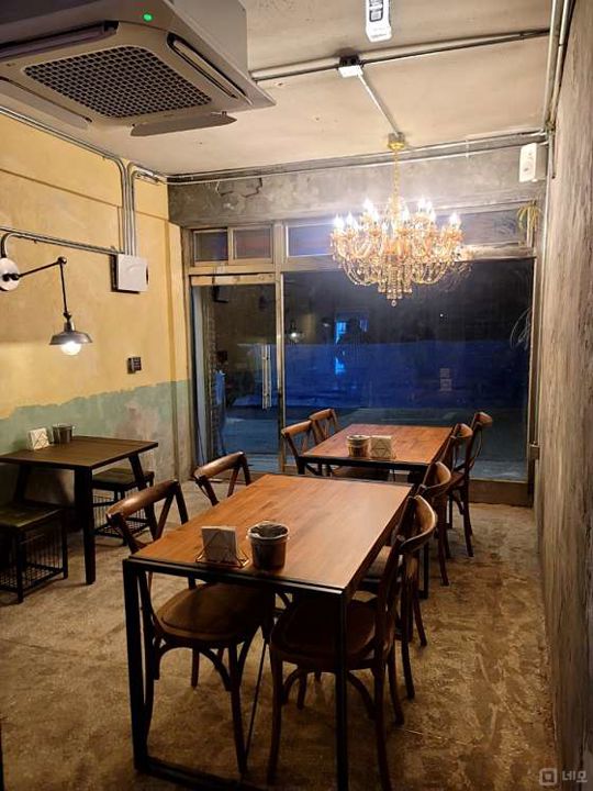 응암동 코너 자리에 위치한 요리주점 매물의 1번째 사진