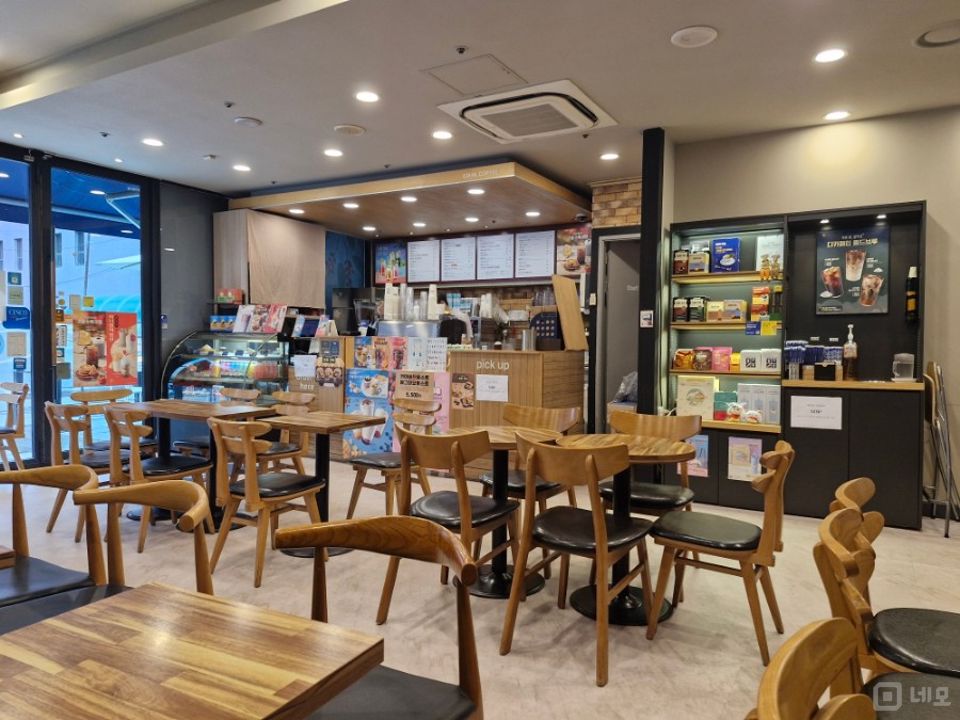 삼성동 오피스 상권, 회사원들 수요 최상 카페 매물의 1번째 사진