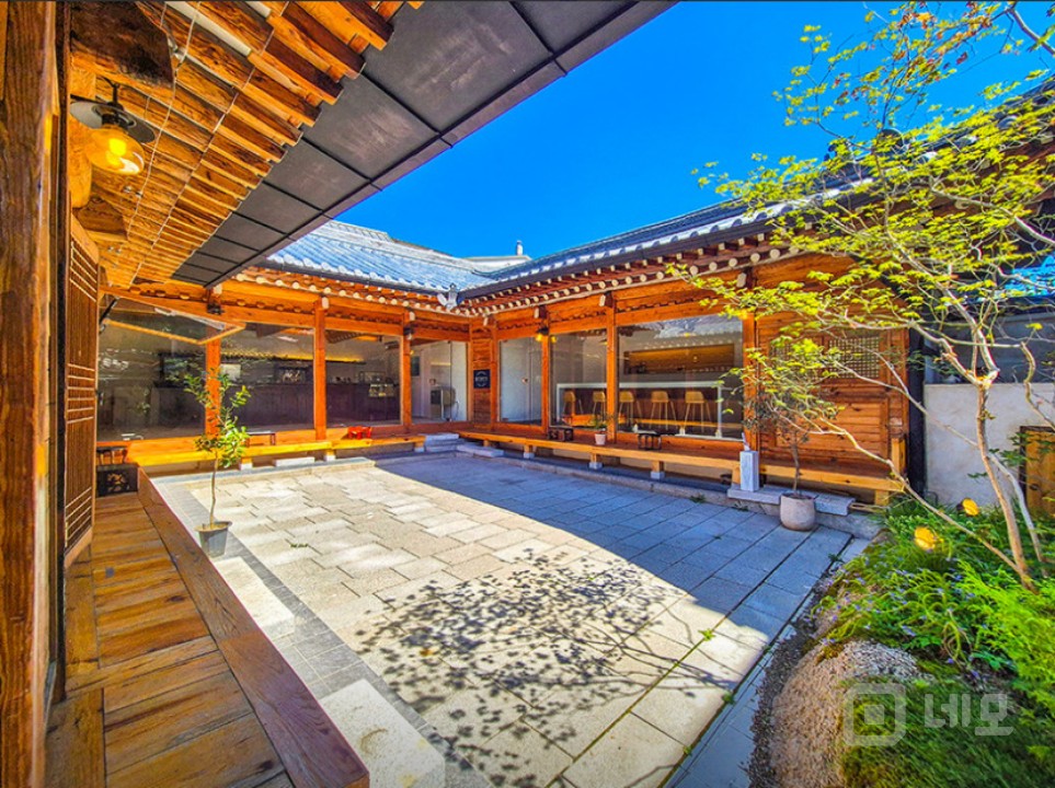 경복궁역 역세권 수요 많은 한옥 상가 최신 인테리어 설비 매물의 1번째 사진