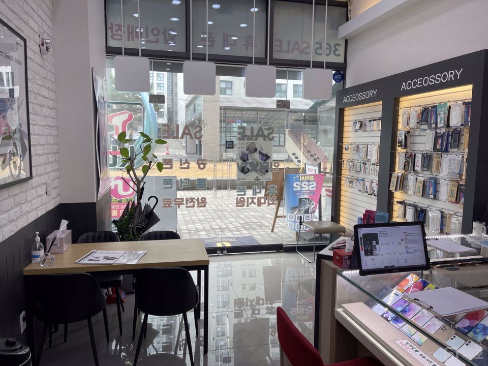 가락동 대단지 아파트 상가, 유동인구 많은 이동통신 대리점 매물의 4번째 사진