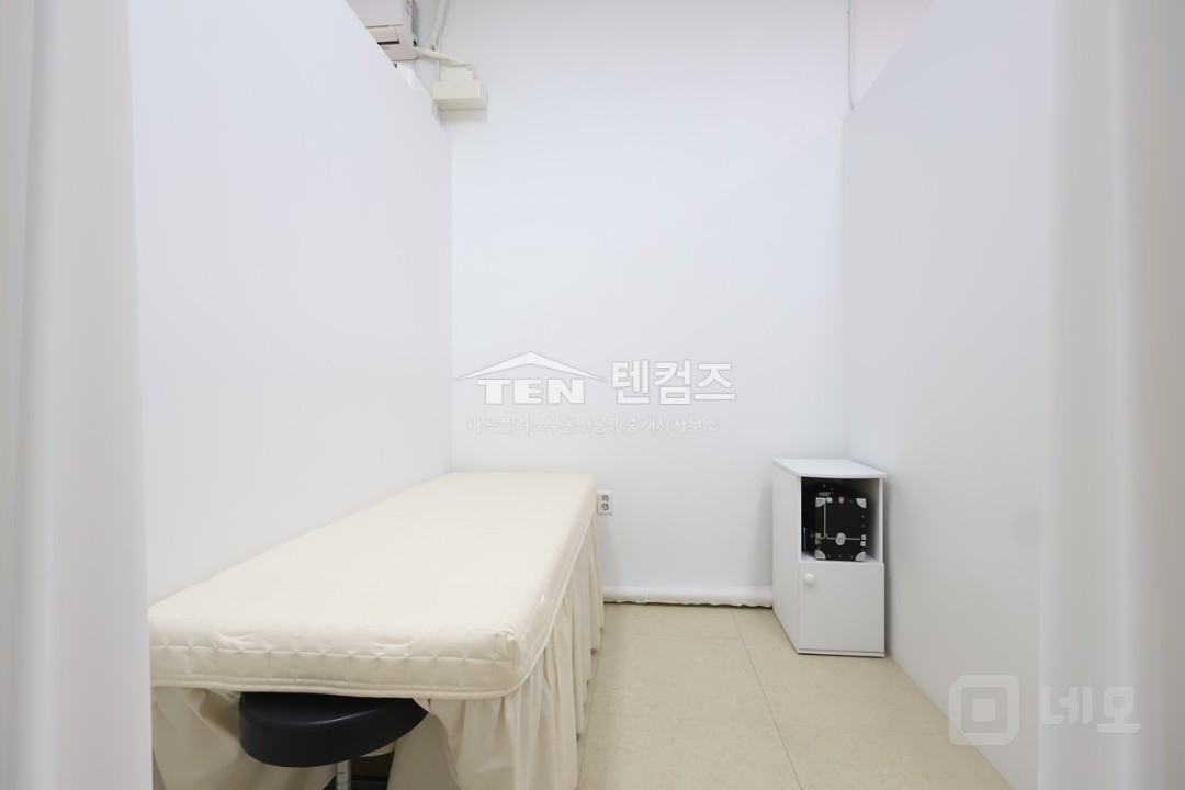 🎯실사용 10평, 뷰티샵 인테리어 완비, 개별 에어컨 설치됨 매물의 7번째 사진