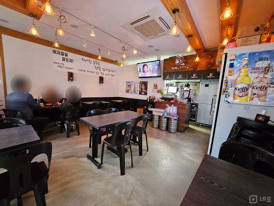 마곡동 마곡나루역 역세권, 깔끔한 인테리어, 단골고객 많은 실내포차 매물의 3번째 사진