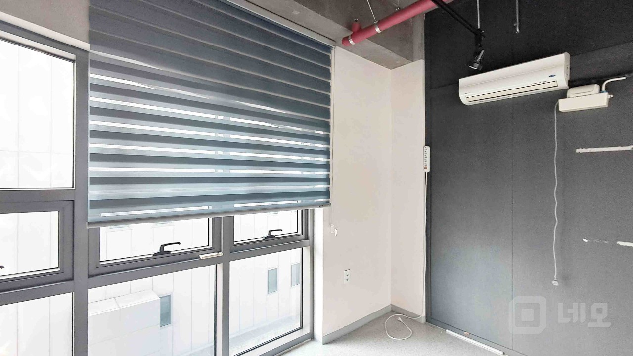 🏙️ [홍대·합정 신축건물] — 세련된 인테리어 & 즉시 입주 가능! 매물의 6번째 사진