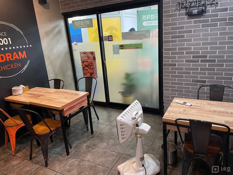 독산동 항아리 상권에 위치한 1층 상가 임대 매물의 1번째 사진