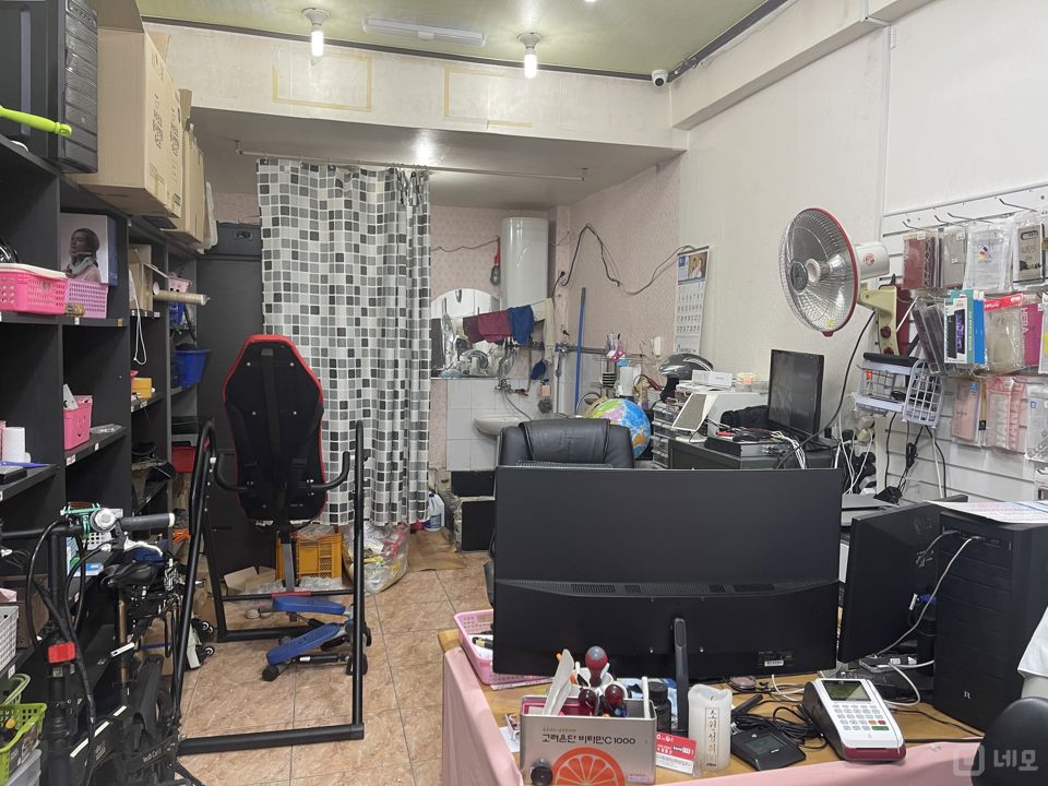 대림동 주민들 유동인구 많은 거리 이동통신점 매물의 1번째 사진