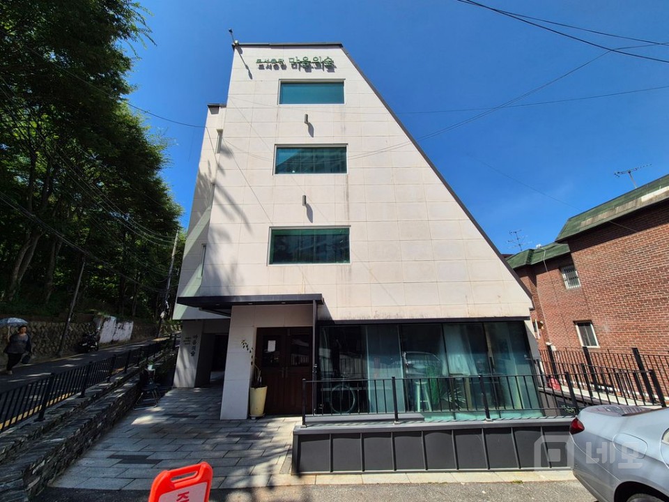 썬큰 구조의 채광이 가능한 쾌적한 지층  매물의 21번째 사진