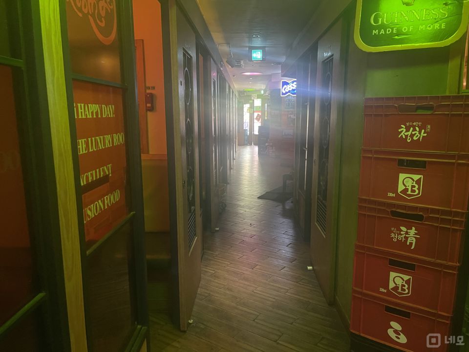 창천동 대학가, 유동인구 최상 룸식 요리주점 매물의 8번째 사진
