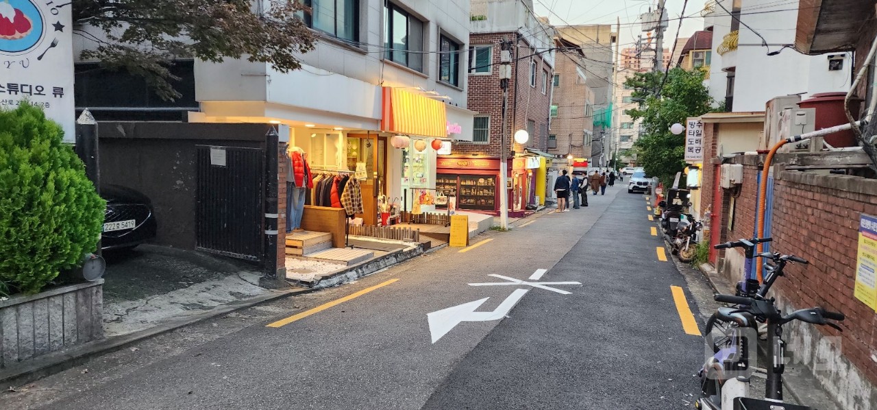 무권리~!! 서교동4M 초고천장 프라이빗 스튜디오 매물의 5번째 사진