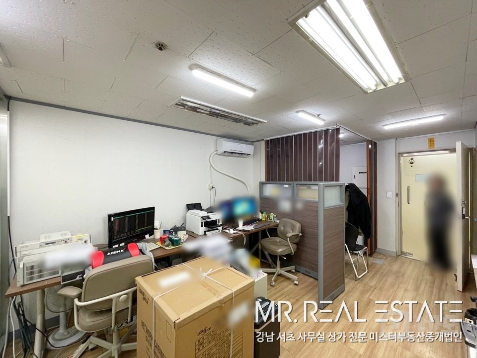 역삼역 바로 앞 깔끔한 사무실 사진 있음 매물의 9번째 사진