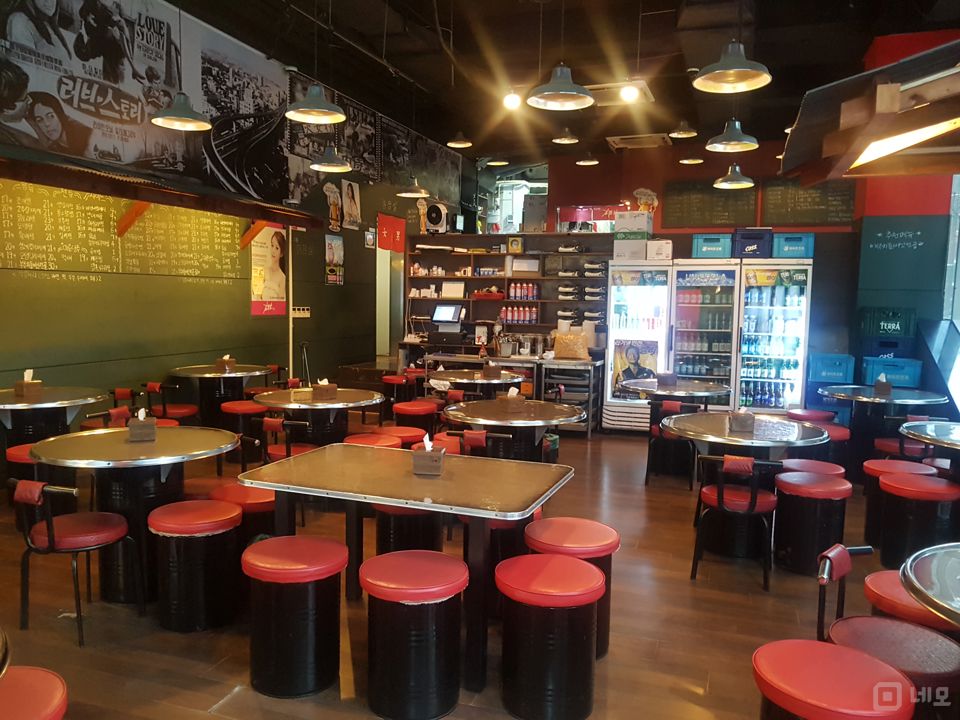 역삼역 인접 코너골목 유동인구 많은 술집 매물의 1번째 사진