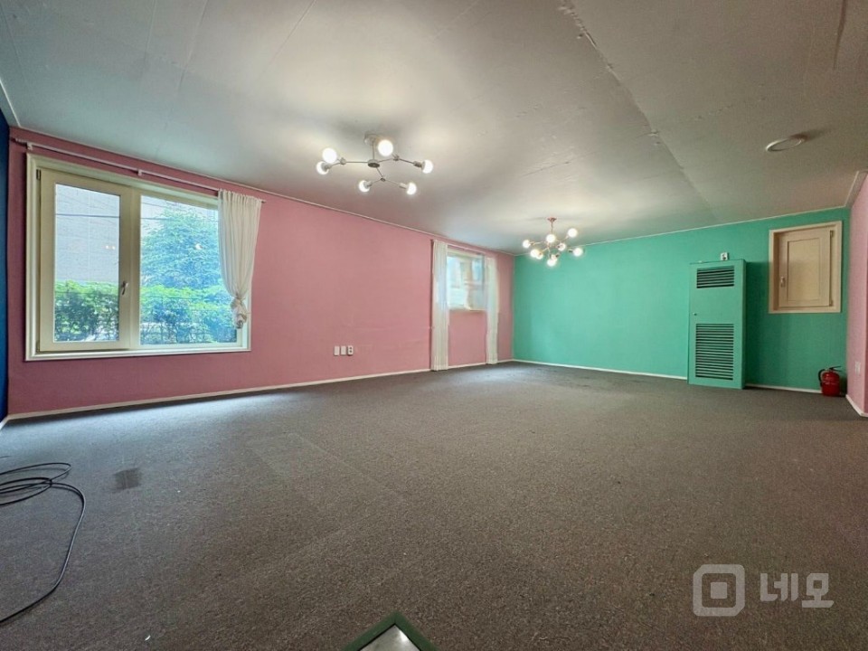 ✔주차2대 무권리  매물의 1번째 사진