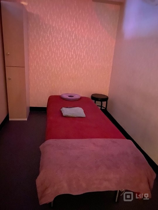 먹자골목안 좋은 위치  마사지샵 임대 매물의 4번째 사진