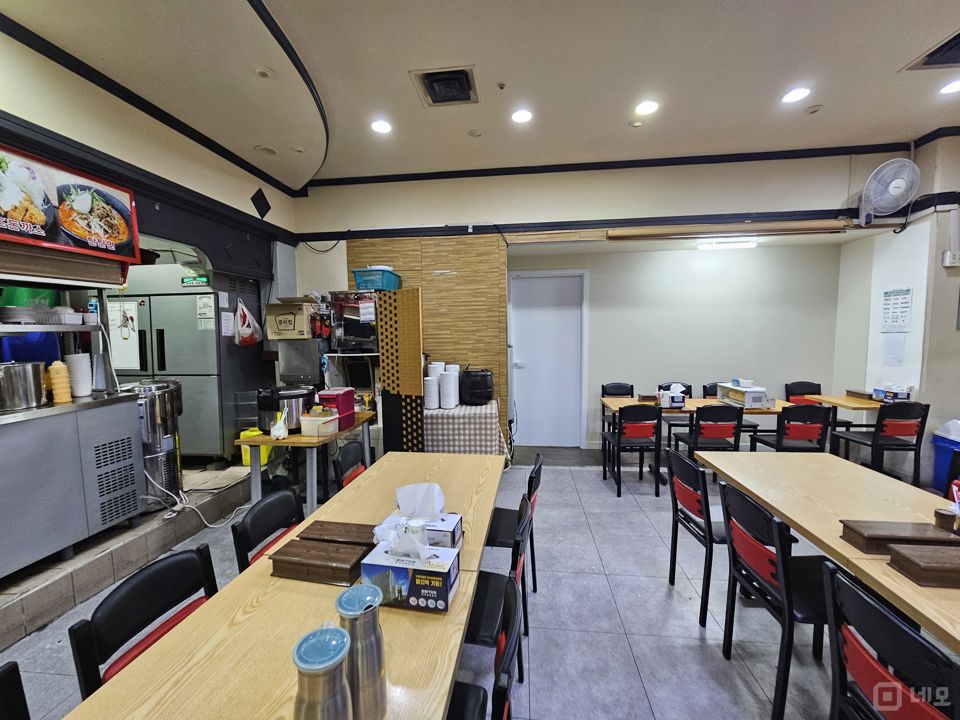 고정 고객 많은 구로동 구로유통단지 내 지하1층 음식점 매물의 3번째 사진